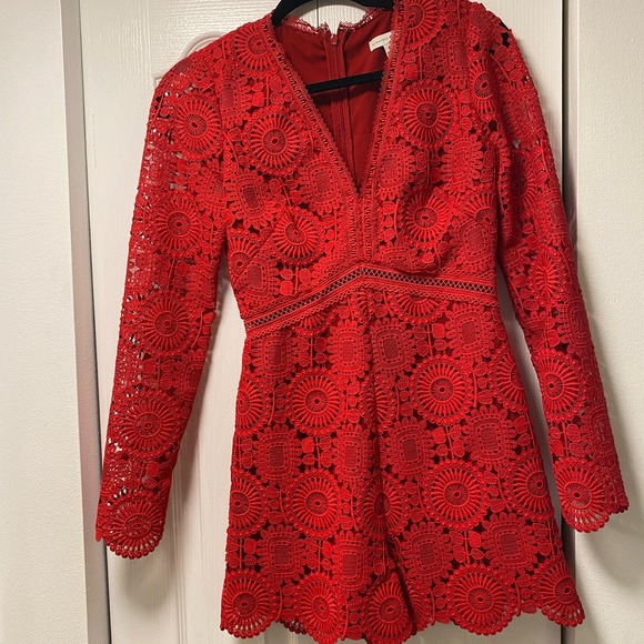 ♥️ EUC lace romper - Picture 5 of 5